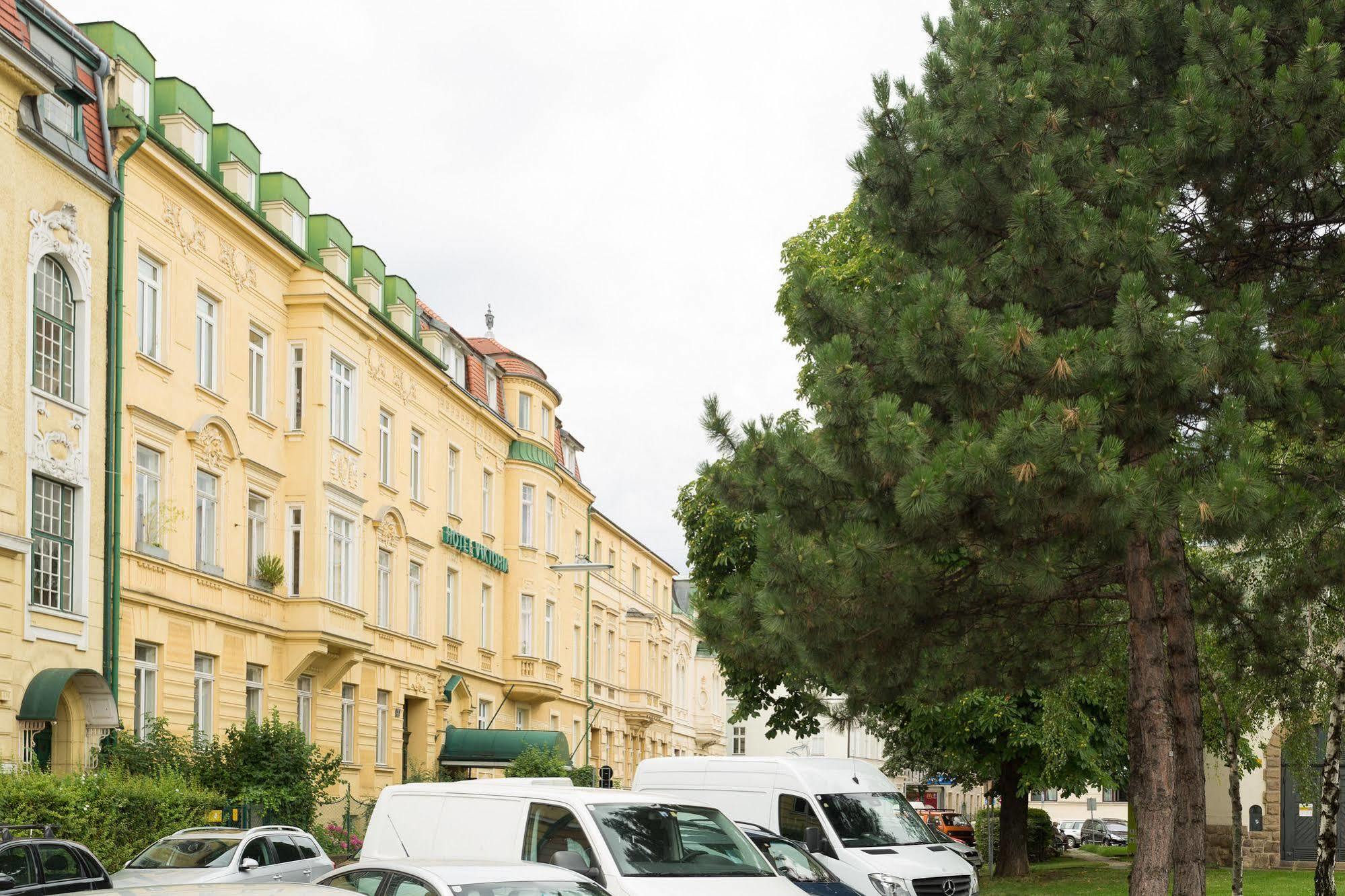 Viktoria Schönbrunn